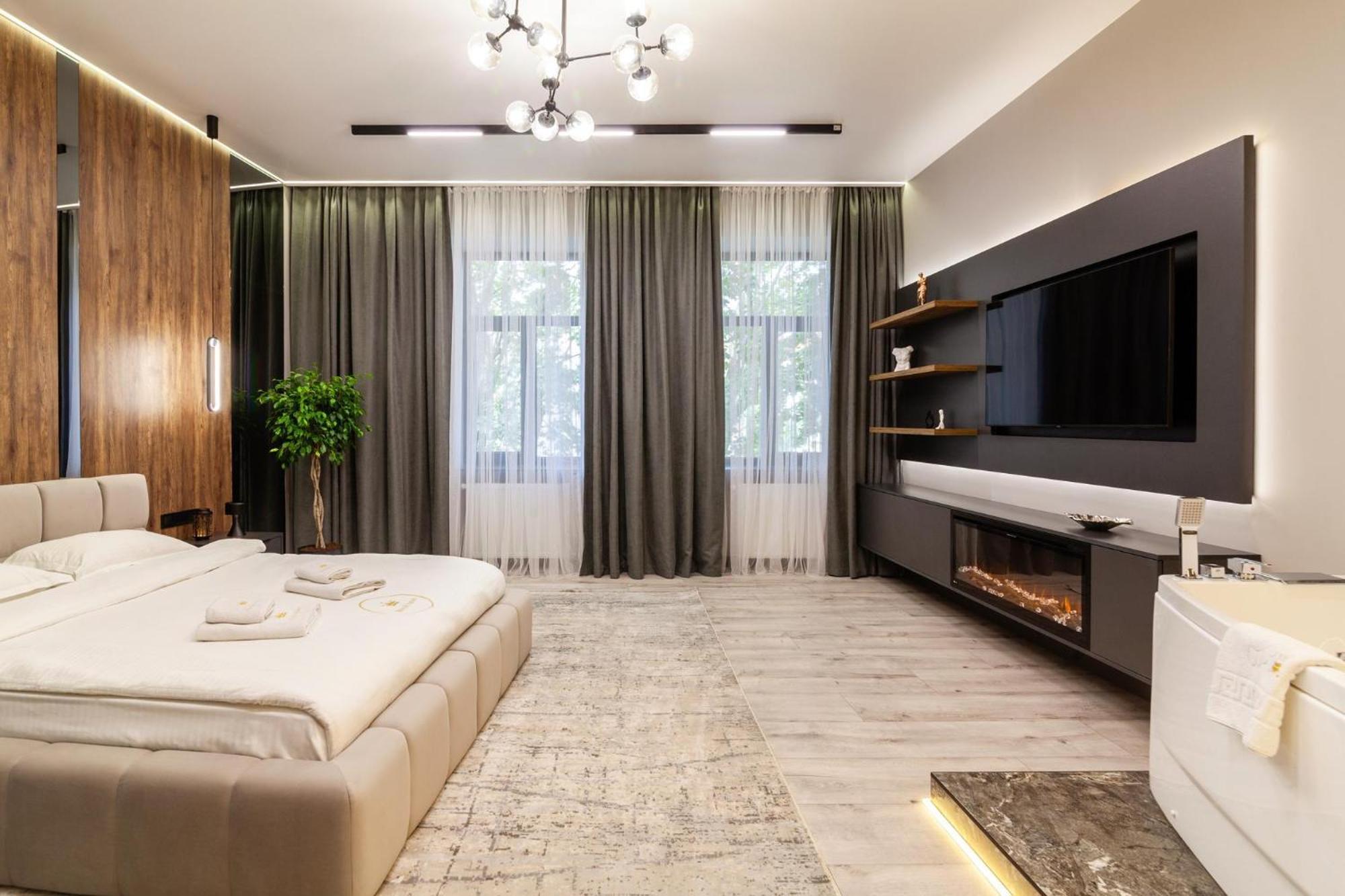 Royal Vip Jacuzzi Apart Λβιβ Εξωτερικό φωτογραφία